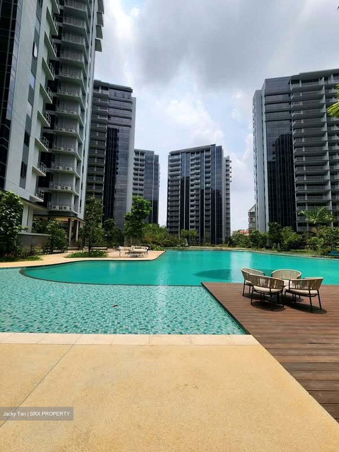 The Florence Residences (D19), Apartment #560357311